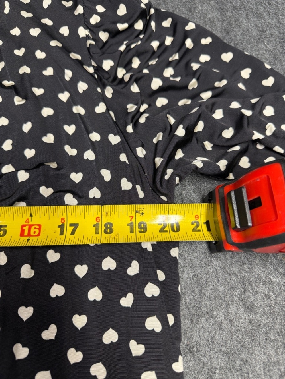 & Other Stories Black Long-Sleeve Dress with Cream Heart Print - Picture 6 of 7